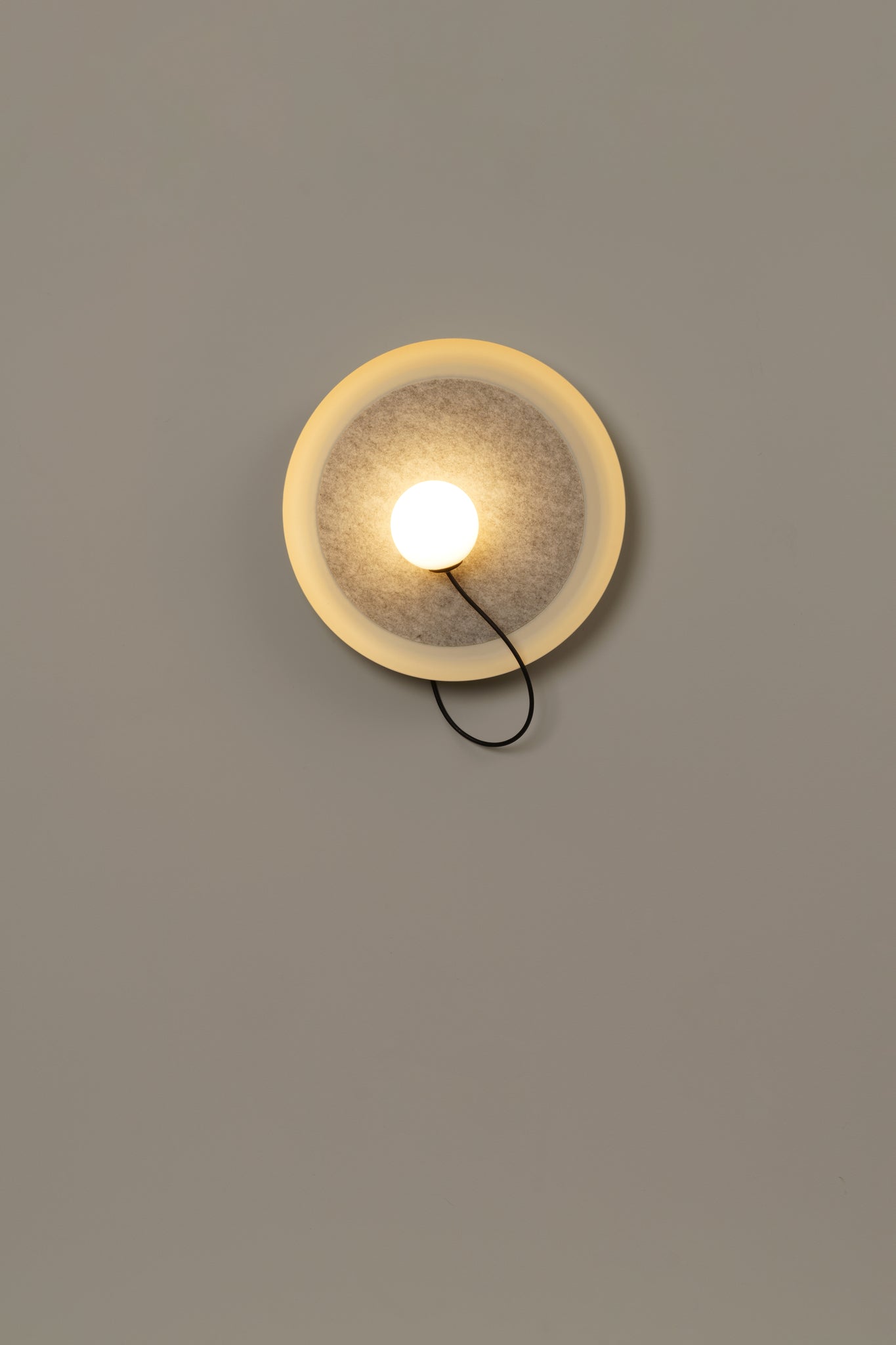 Wire Wall Lamp @ 38 cm G9 textured mink - Milan - Accessoire Loods